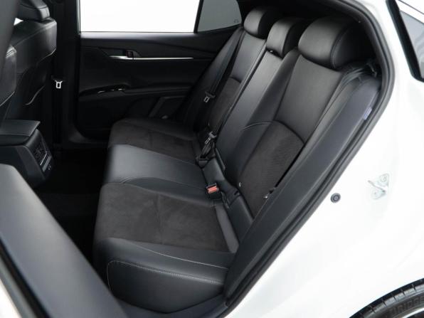 Toyota Camry IX (XV80) China Market с пробегом 2024 года, цена 3 642 999 рублей, 15555 км, седан, Автокод Объявления