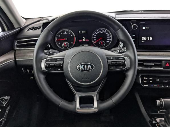 Kia K5 III с пробегом 2021 года, цена 2 420 000 рублей, 95574 км, седан, Автокод Объявления
