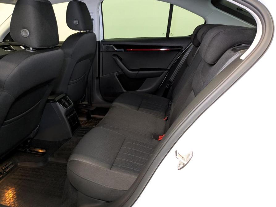 Skoda Octavia III (A7) Рестайлинг Москва  - изображение 12