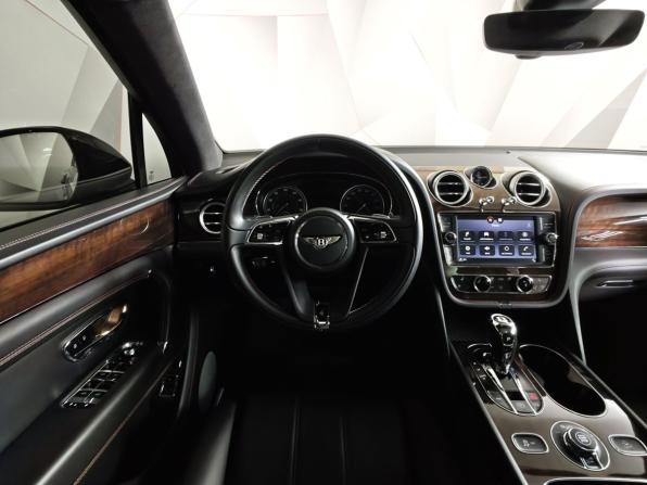 Bentley Bentayga I с пробегом 2017 года, цена 8 800 000 рублей, 99713 км, внедорожник, Автокод Объявления