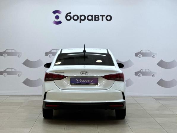 Hyundai Solaris II Рестайлинг с пробегом 2021 года, цена 1 650 000 рублей, 87338 км, седан, Автокод Объявления