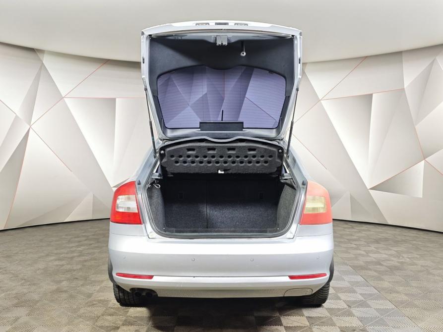 Skoda Octavia II (A5) Рестайлинг Москва  - изображение 12