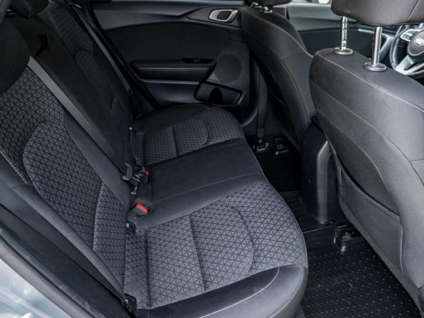 Kia Ceed III с пробегом 2020 года, цена 1 904 700 рублей, 136000 км, универсал, Автокод Объявления