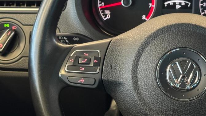 Volkswagen Polo V с пробегом 2014 года, цена 730 000 рублей, 148865 км, седан, Автокод Объявления