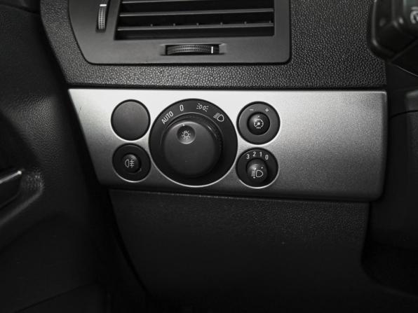 Opel Astra H Рестайлинг с пробегом 2012 года, цена 689 000 рублей, 140270 км, хэтчбек, Автокод Объявления