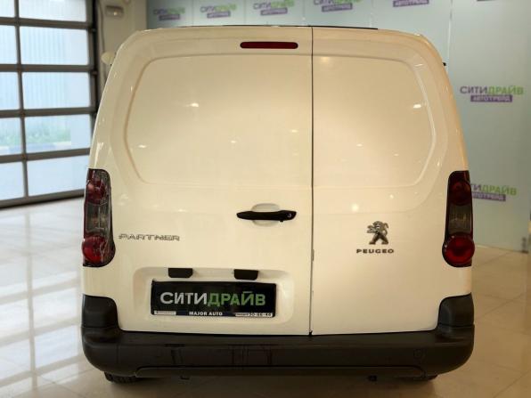 Peugeot Partner II Рестайлинг 2 с пробегом 2022 года, цена 899 000 рублей, 188084 км, фургон, Автокод Объявления