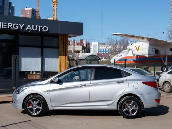 Hyundai Solaris I Рестайлинг с пробегом 2016 года, цена 899 000 рублей, 157818 км, седан, Автокод Объявления