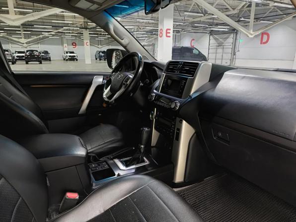 Toyota Land Cruiser Prado 150 Series с пробегом 2011 года, цена 2 400 000 рублей, 221867 км, внедорожник, Автокод Объявления