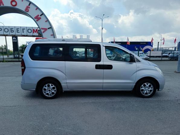 Hyundai Grand Starex I с пробегом 2009 года, цена 1 150 000 рублей, 200257 км, минивэн, Автокод Объявления