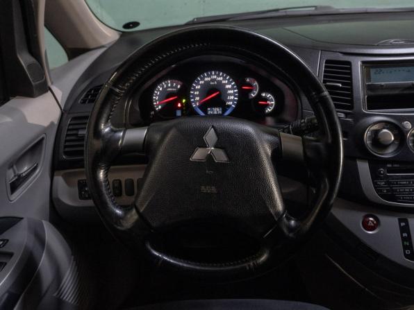 Mitsubishi Grandis I с пробегом 2007 года, цена 850 000 рублей, 241614 км, минивэн, Автокод Объявления