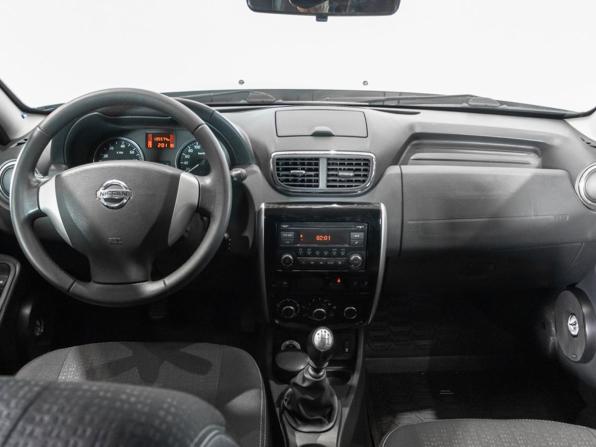Nissan Terrano III (D10) с пробегом 2015 года, цена 1 330 000 рублей, 135500 км, внедорожник, Автокод Объявления