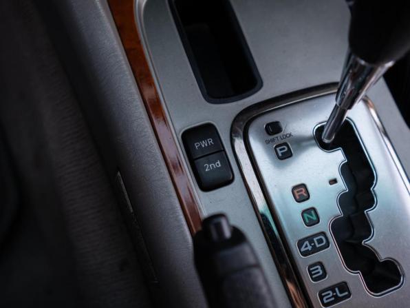 Toyota Land Cruiser 100 Series Рестайлинг 2 с пробегом 2007 года, цена 3 099 000 рублей, 252599 км, внедорожник, Автокод Объявления