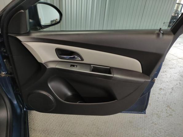 Chevrolet Cruze I с пробегом 2011 года, цена 720 000 рублей, 132907 км, седан, Автокод Объявления