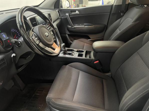 Kia Sportage IV Рестайлинг с пробегом 2022 года, цена 2 449 000 рублей, 98752 км, внедорожник, Автокод Объявления
