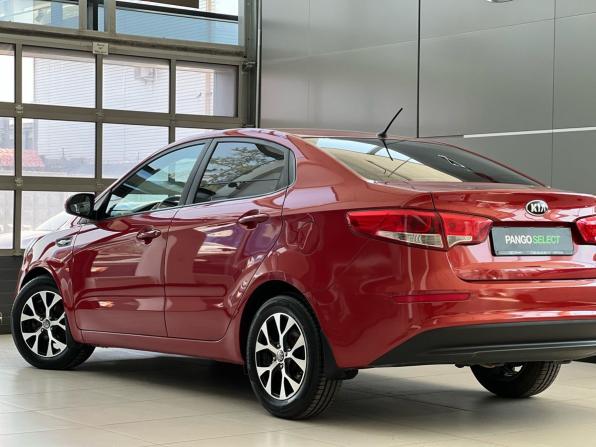 Kia Rio III Рестайлинг с пробегом 2015 года, цена 949 000 рублей, 159229 км, седан, Автокод Объявления