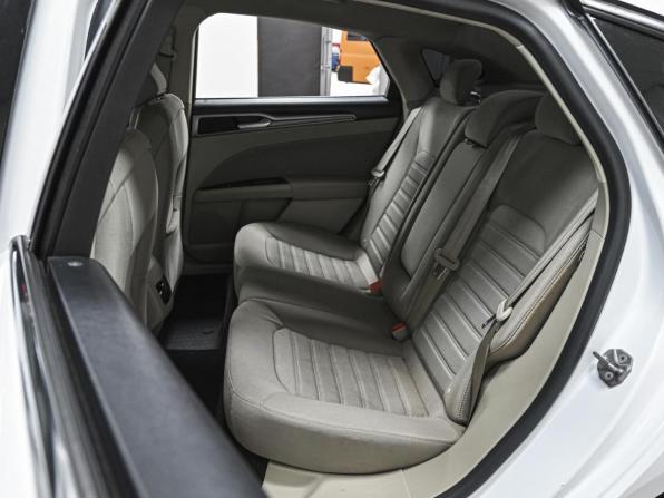 Ford Fusion (North America) II Рестайлинг с пробегом 2020 года, цена 1 398 000 рублей, 178247 км, седан, Автокод Объявления
