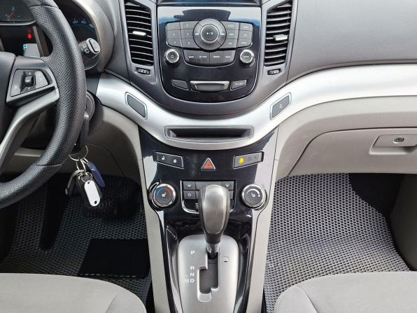 Chevrolet Orlando I с пробегом 2012 года, цена 975 000 рублей, 207456 км, компактвэн, Автокод Объявления