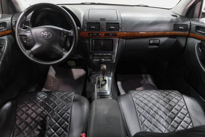 Toyota Avensis II Рестайлинг с пробегом 2006 года, цена 849 000 рублей, 316000 км, седан, Автокод Объявления