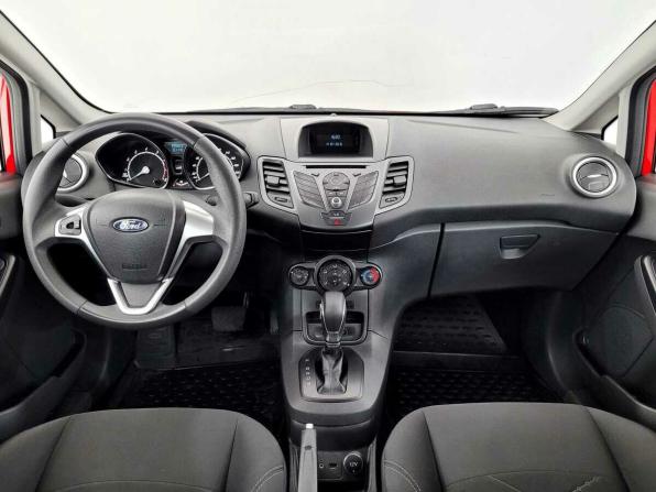 Ford Fiesta Mk6 Рестайлинг с пробегом 2016 года, цена 750 000 рублей, 131149 км, хэтчбек, Автокод Объявления