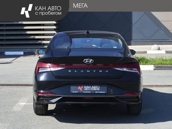 Hyundai Elantra VII (CN7) с пробегом 2022 года, цена 2 288 800 рублей, 39025 км, седан, Автокод Объявления