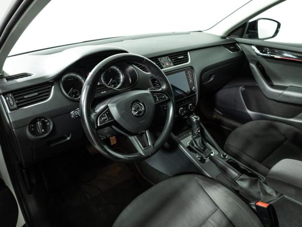 Skoda Octavia III (A7) Рестайлинг с пробегом 2018 года, цена 1 949 700 рублей, 83724 км, лифтбек, Автокод Объявления