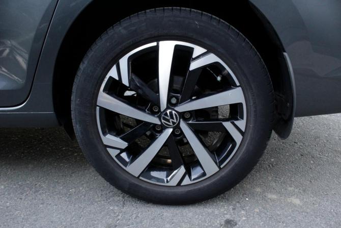 Volkswagen Polo VI с пробегом 2021 года, цена 1 845 000 рублей, 28329 км, лифтбек, Автокод Объявления