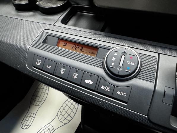 Honda Freed I Рестайлинг с пробегом 2013 года, цена 1 200 000 рублей, 130187 км, компактвэн, Автокод Объявления