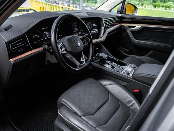 Volkswagen Touareg III с пробегом 2021 года, цена 6 490 000 рублей, 82190 км, внедорожник, Автокод Объявления