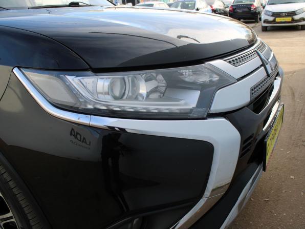 Mitsubishi Outlander III Рестайлинг 3 с пробегом 2019 года, цена 1 919 000 рублей, 175395 км, внедорожник, Автокод Объявления