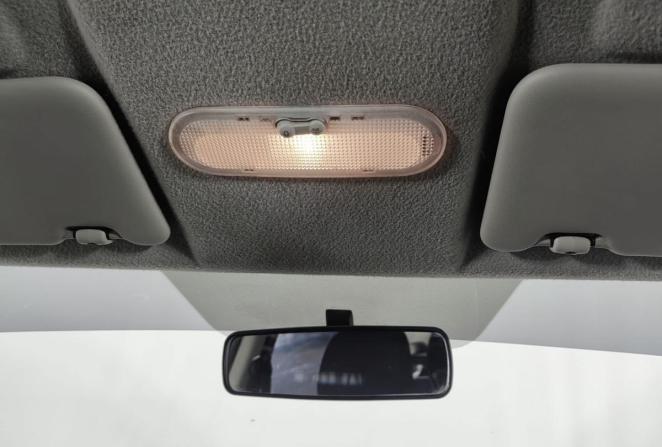 Renault Logan II Рестайлинг с пробегом 2019 года, цена 405 000 рублей, 221000 км, седан, Автокод Объявления