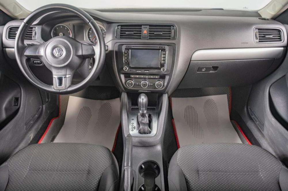 Volkswagen Jetta VI Томск  - изображение 11