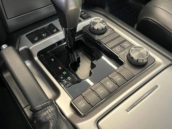 Toyota Land Cruiser 200 Series Рестайлинг 2 с пробегом 2019 года, цена 7 980 000 рублей, 57226 км, внедорожник, Автокод Объявления