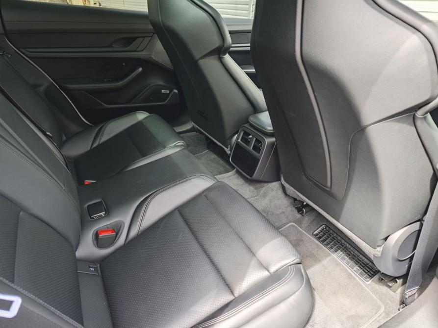 Porsche Taycan I Москва  - изображение 18