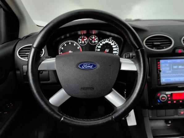 Ford Focus II Рестайлинг с пробегом 2007 года, цена 699 000 рублей, 42685 км, хэтчбек, Автокод Объявления