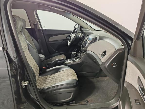 Chevrolet Cruze I Рестайлинг с пробегом 2013 года, цена 569 000 рублей, 354857 км, седан, Автокод Объявления