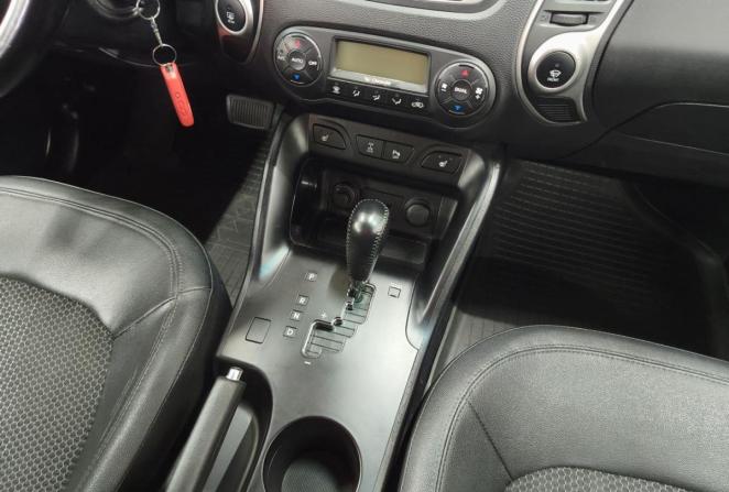 Hyundai ix35 I с пробегом 2013 года, цена 1 380 000 рублей, 142135 км, внедорожник, Автокод Объявления