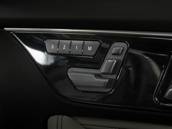 Infiniti Q30 с пробегом 2017 года, цена 3 200 000 рублей, 37090 км, хэтчбек, Автокод Объявления