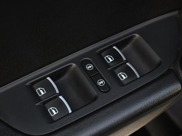 Volkswagen Touareg II с пробегом 2012 года, цена 1 860 000 рублей, 213622 км, внедорожник, Автокод Объявления