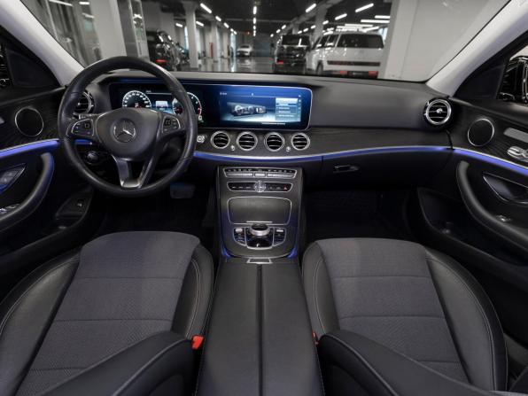 Mercedes-Benz E-Класс V (W213 S213 C238) с пробегом 2017 года, цена 3 400 000 рублей, 82313 км, седан, Автокод Объявления