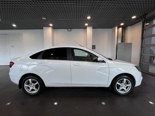 Lada (ВАЗ) Vesta I с пробегом 2022 года, цена 1 221 000 рублей, 64555 км, седан, Автокод Объявления