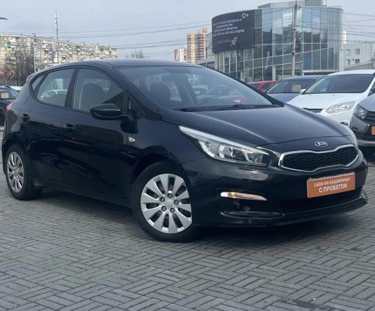 Kia Ceed II Рестайлинг с пробегом 2017 года, цена 1 245 000 рублей, 155000 км, хэтчбек, Автокод Объявления