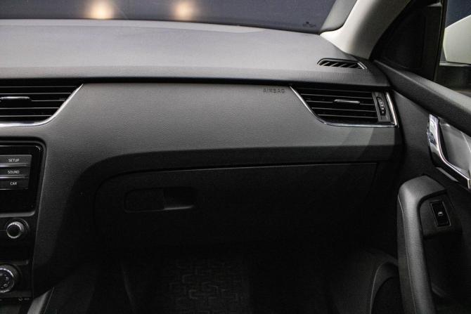 Skoda Octavia III (A7) с пробегом 2014 года, цена 999 000 рублей, 237087 км, лифтбек, Автокод Объявления