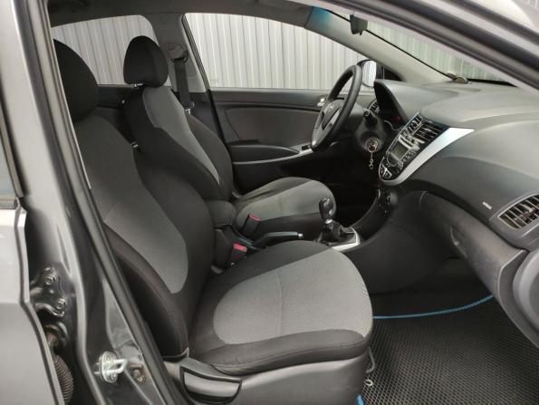 Hyundai Solaris I с пробегом 2012 года, цена 650 000 рублей, 155000 км, седан, Автокод Объявления