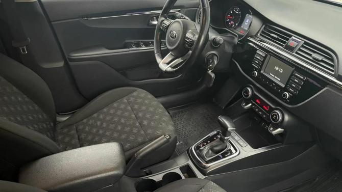 Kia Rio IV с пробегом 2017 года, цена 1 270 000 рублей, 142600 км, седан, Автокод Объявления