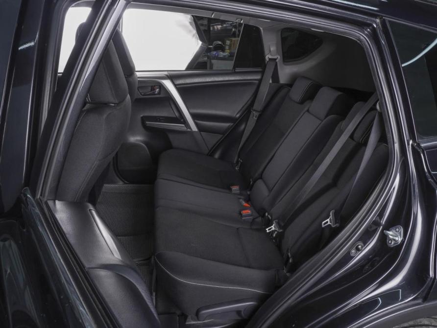 Toyota RAV4 IV (XA40) Рестайлинг Ростов-на-Дону  - изображение 9