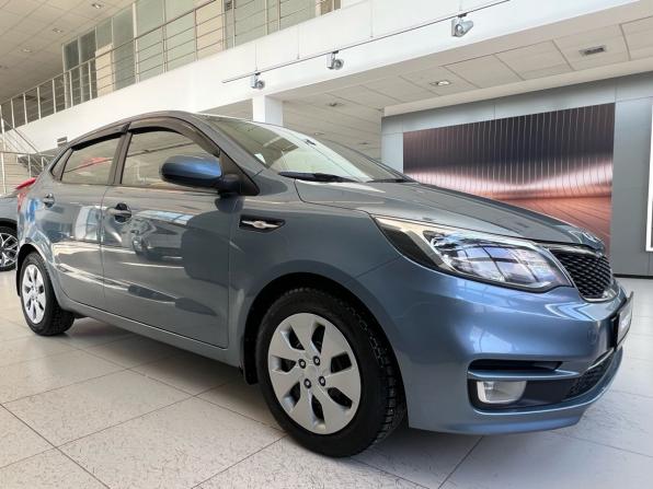 Kia Rio III Рестайлинг с пробегом 2015 года, цена 989 000 рублей, 132392 км, хэтчбек, Автокод Объявления