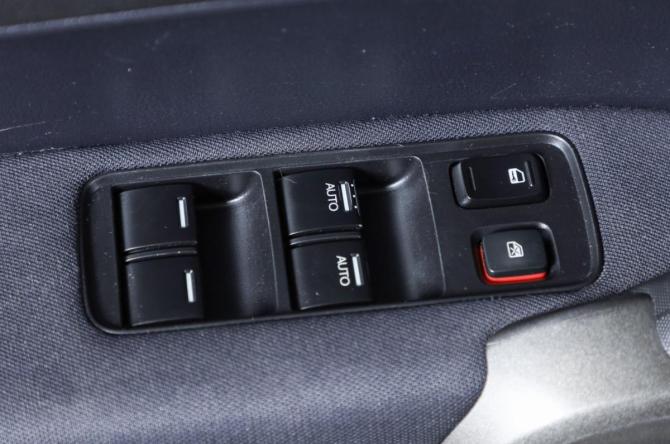 Honda CR-V III Рестайлинг с пробегом 2011 года, цена 1 399 000 рублей, 276000 км, внедорожник, Автокод Объявления