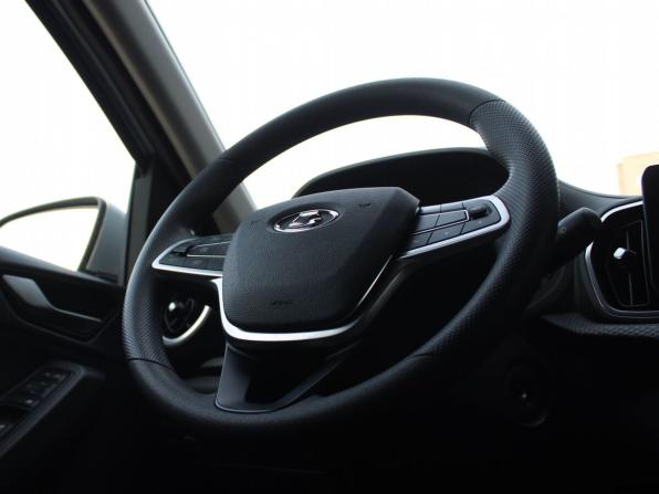 Lada (ВАЗ) Iskra с пробегом 2025 года, цена 1 399 000 рублей, 18890 км, универсал, Автокод Объявления