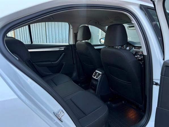 Skoda Octavia III (A7) Рестайлинг с пробегом 2020 года, цена 1 873 800 рублей, 48512 км, лифтбек, Автокод Объявления