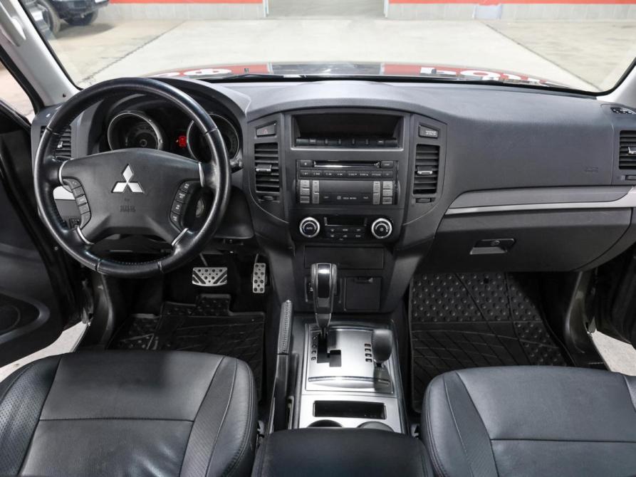 Mitsubishi Pajero IV Рестайлинг 1 Москва  - изображение 15